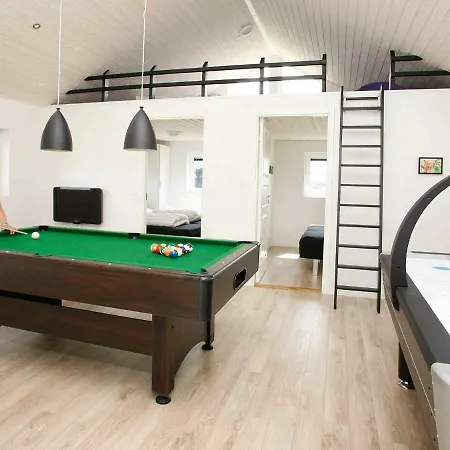Three-bedroom Holiday In 36 Casa vacanze *